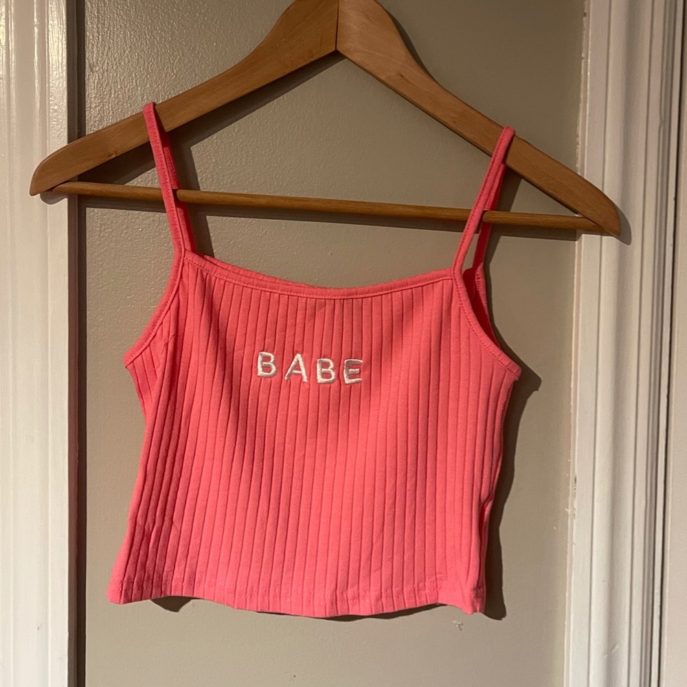 Cute Crop Tank! Bright pink color
